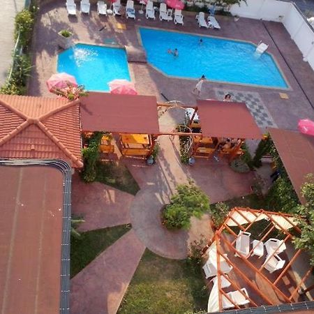 Alba Family Club Hotel 프리모르스코 외부 사진