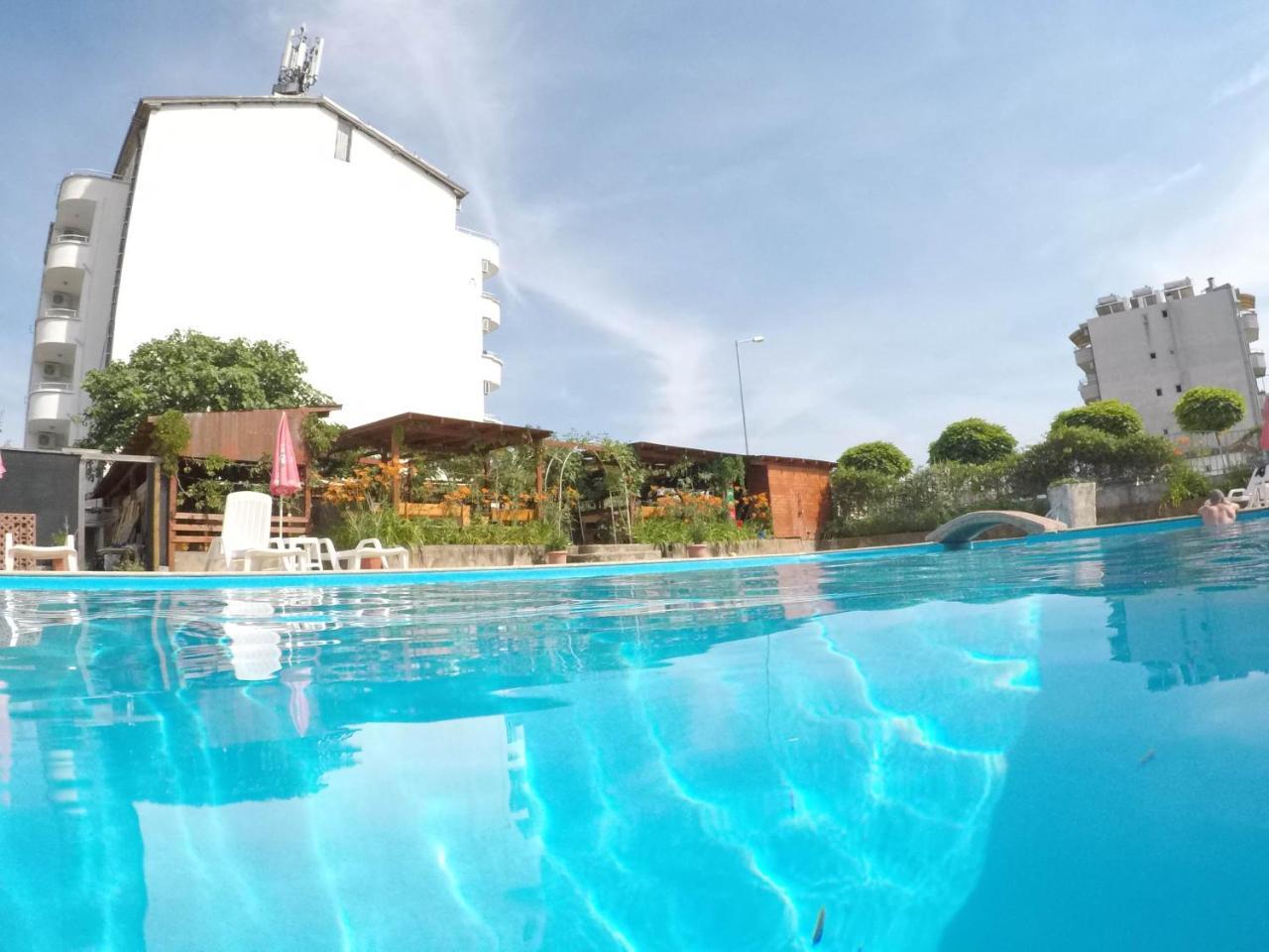 Alba Family Club Hotel 프리모르스코 외부 사진