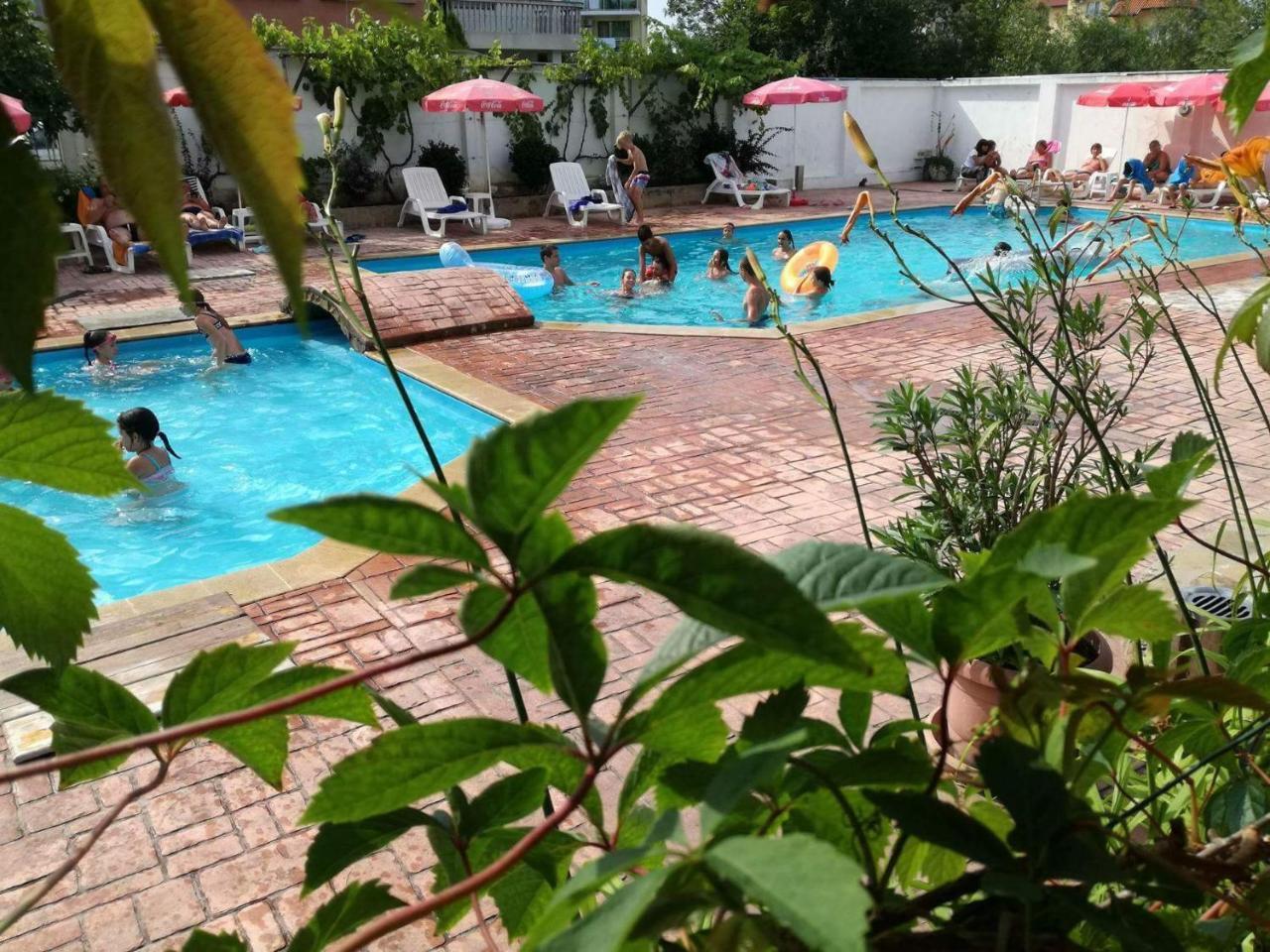 Alba Family Club Hotel 프리모르스코 외부 사진