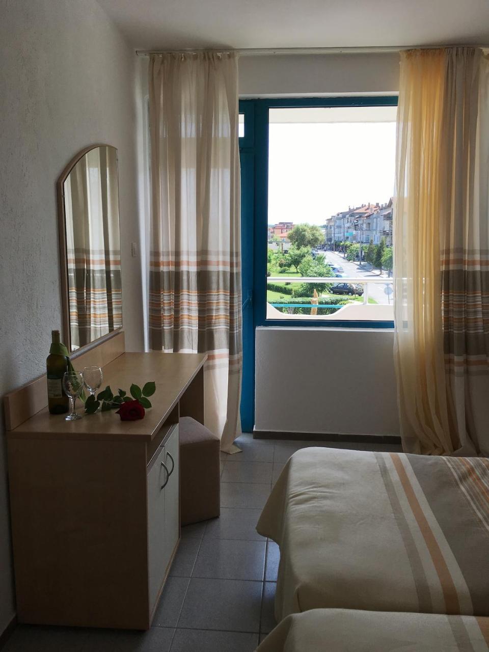 Alba Family Club Hotel 프리모르스코 외부 사진