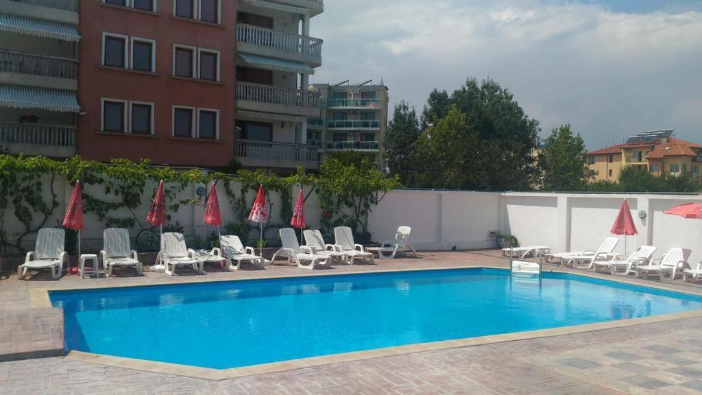 Alba Family Club Hotel 프리모르스코 외부 사진